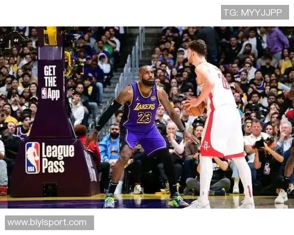 无球詹姆斯助力快船五小阵容湖人三核新角色分工效果惊人