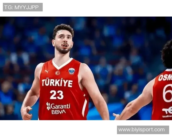 申京生涯突破2500分1000助攻成就历史第三年轻仅次于詹姆斯和字母哥