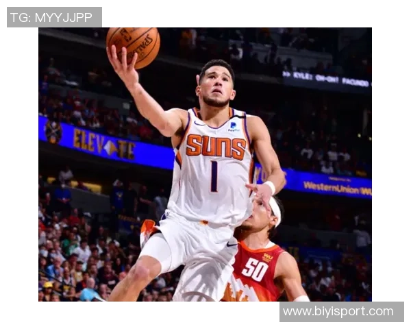 布克表现平平13投5中贡献21分8篮板6助攻罚球命中率高达818