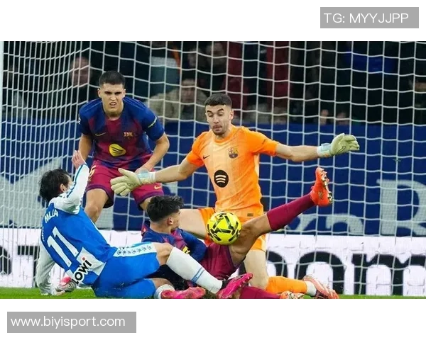 西班牙球员工会对黄潜巴萨海外赛表示谴责称缺乏透明度和违背协议