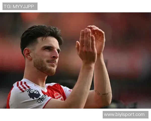 赖斯在阿森纳和国家队展现全能中场实力成为攻防典范的重要角色