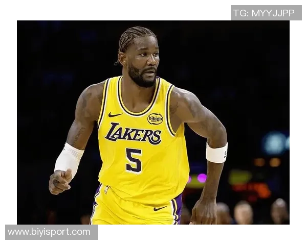 湖人对艾顿的长期中锋地位持保留态度分析