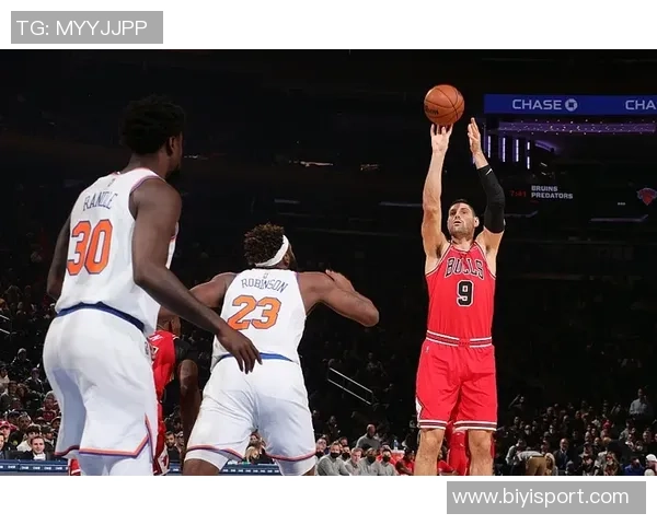 杰明表现出色关键时刻三分助力球队逆转胜利砍下12分6篮板5助攻